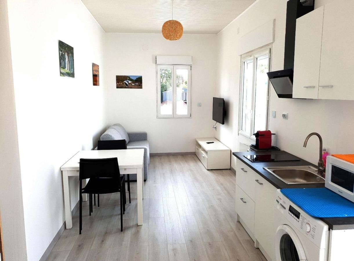 Beau Logement Avec Terrasse, Jacuzzi Et Terrain De Petanque Privatif A 5 Minutes De La Plage オードンジュ エクステリア 写真